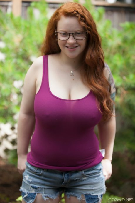 Chubby Redhead With Big Tits Kaycee Barnes Looks Adorable In Her Glasses As She Gets Nude